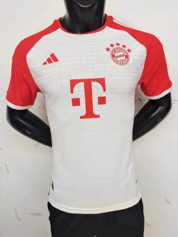 2324 Bayern Munich Home