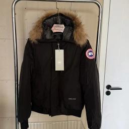 05-黑色（羽绒服）