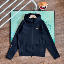 Nocta Tech 黑色外套