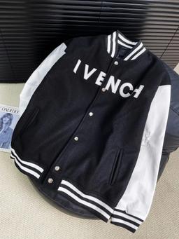 黑色（纪家， 贴皮字母绣花）