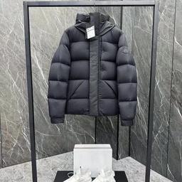 Moncler2