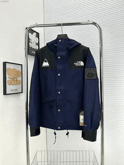北面冲锋衣12