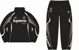 Supreme 冲锋衣套装1