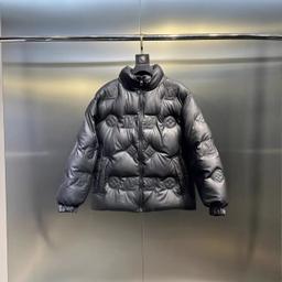 LV 高品质羽绒服（白鸭绒含量85%）