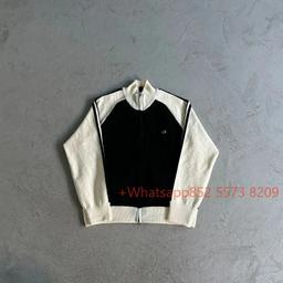 黑拼米白色毛衣