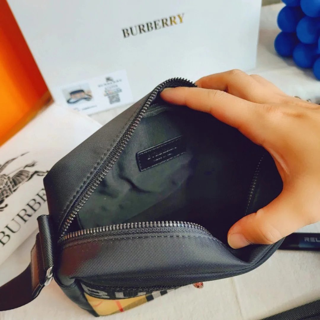 Burberry Bag - Thumbnail 9