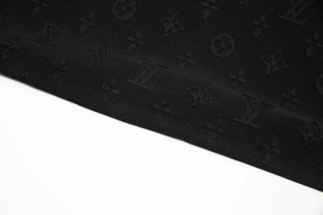 Louis Vuitton Tee - Thumbnail 9