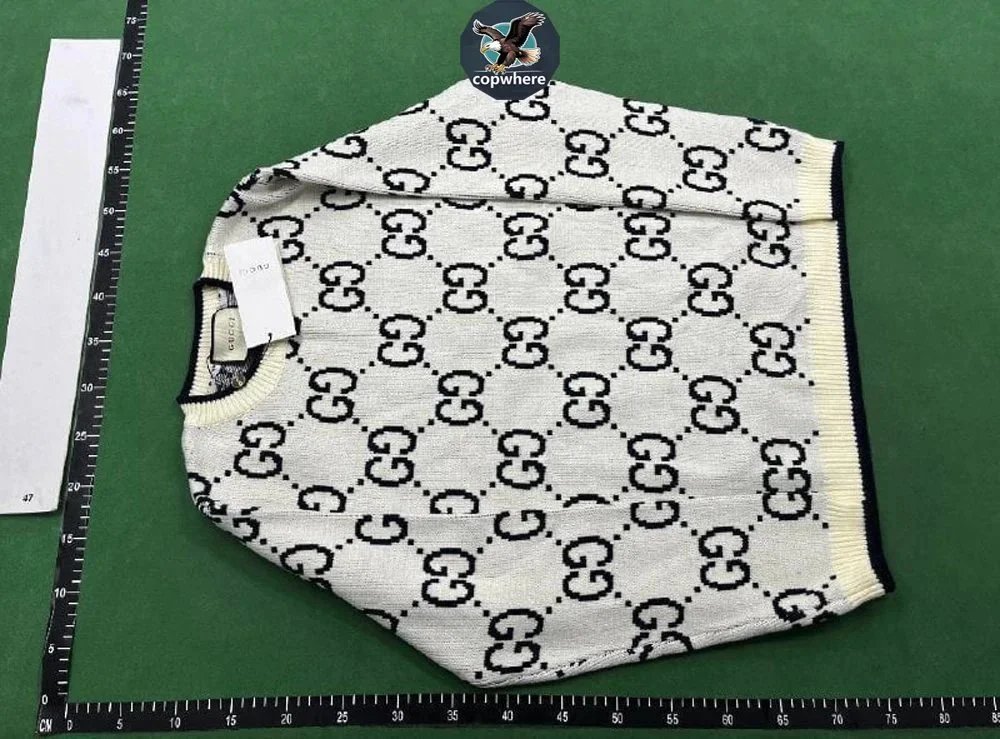Gucci sweater   (40 CP) - Thumbnail 2