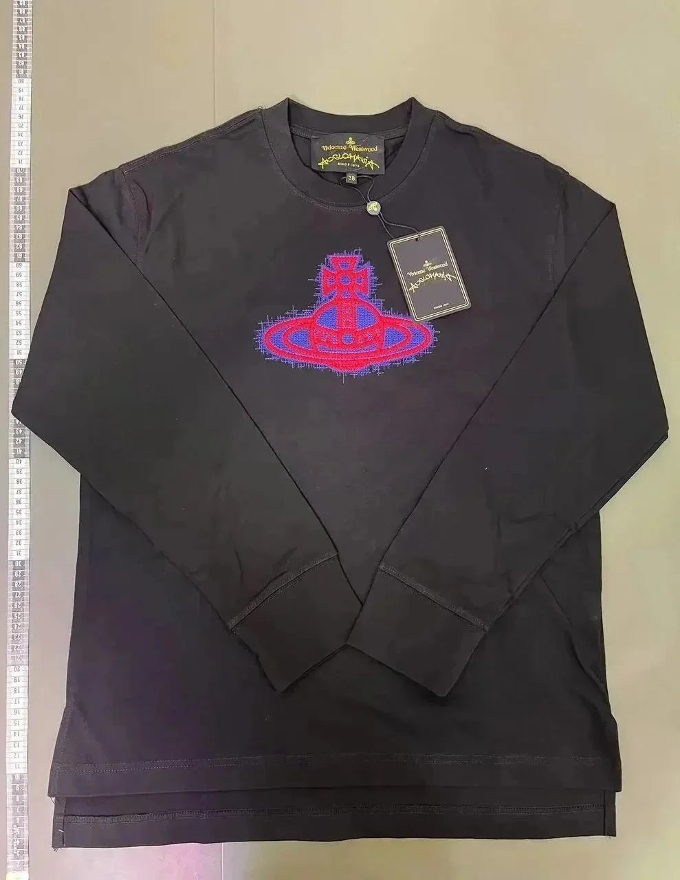 Vivienne Westwood - Thumbnail 8