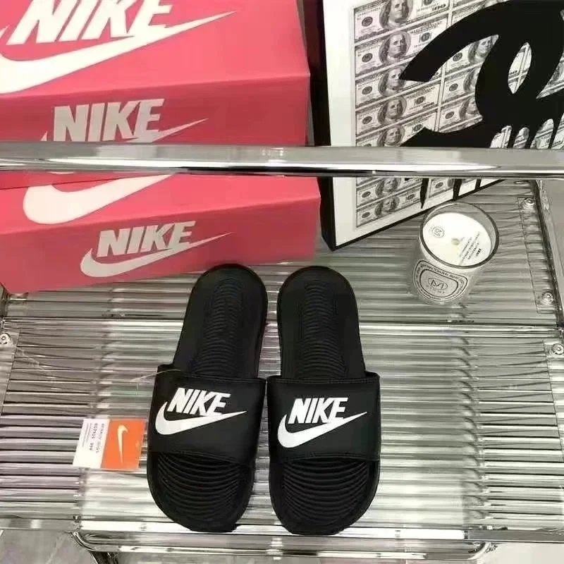 Nike jordan slippers - Thumbnail 11