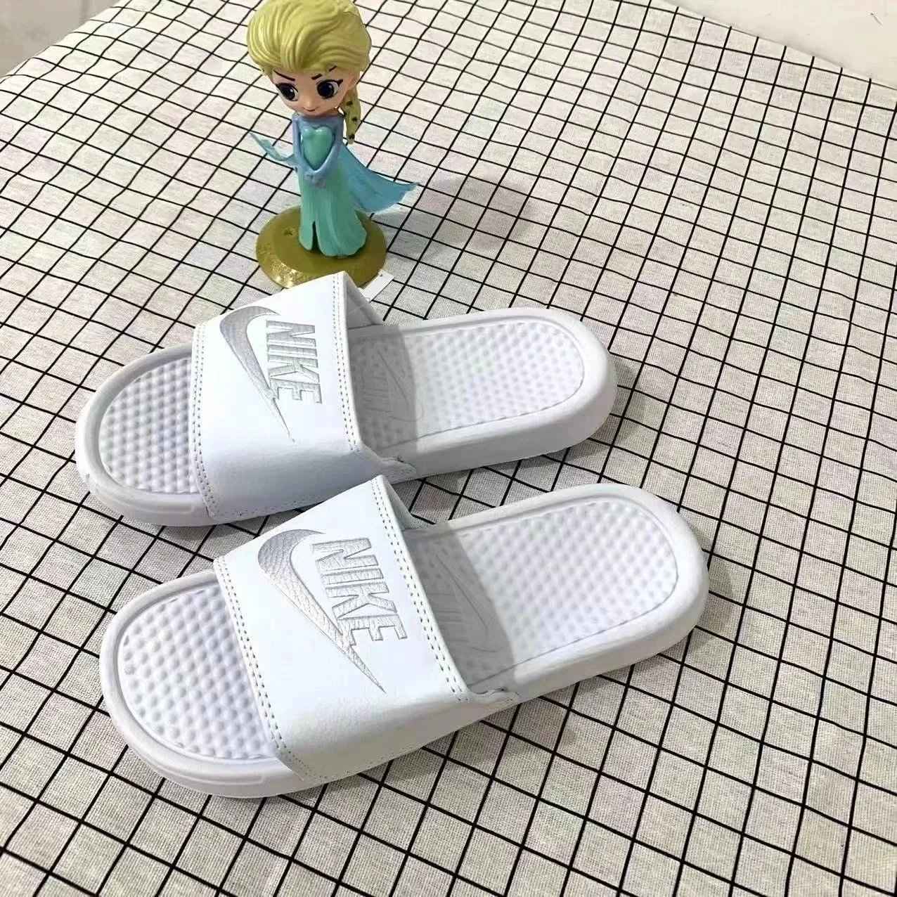 Nike jordan slippers - Thumbnail 8