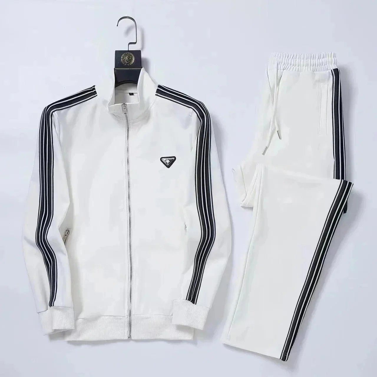 CHÁNDAL PRADA - Thumbnail 3