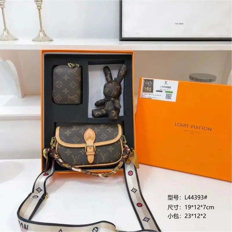 LV/Chanel/Gucci Bag - Thumbnail 8