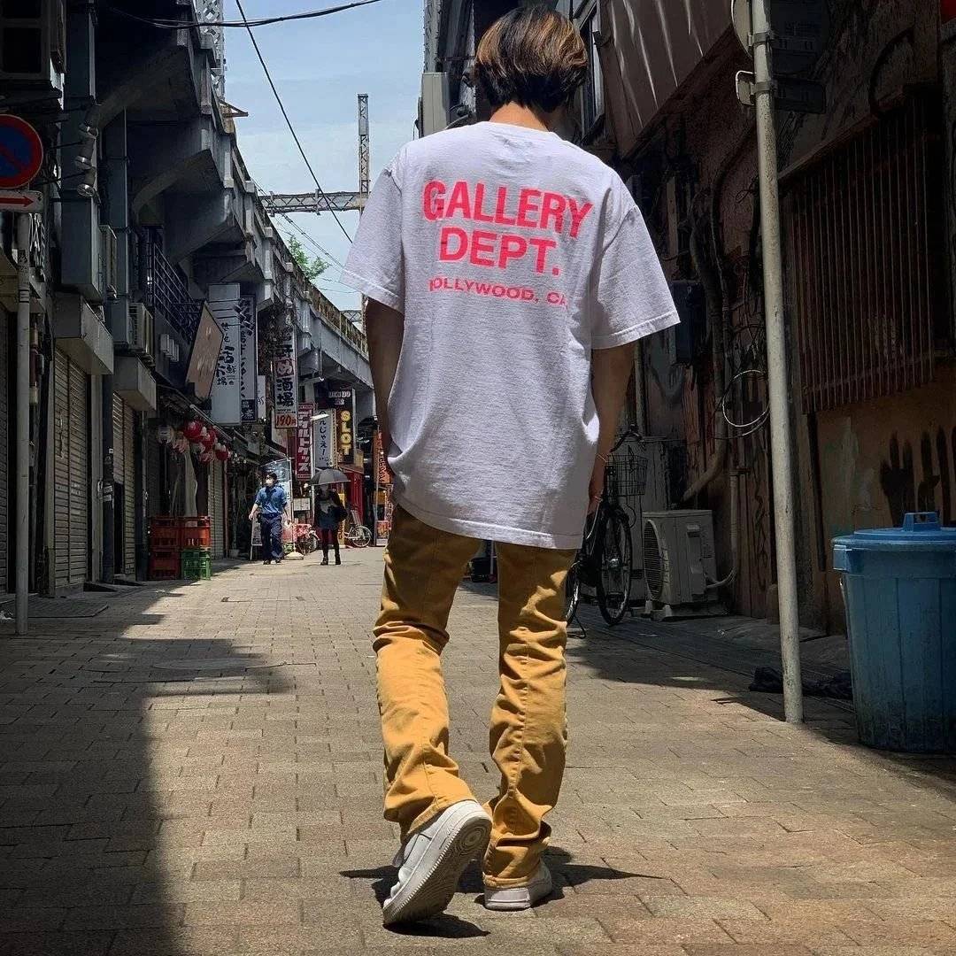 Gallery Dept Tee - Thumbnail 3