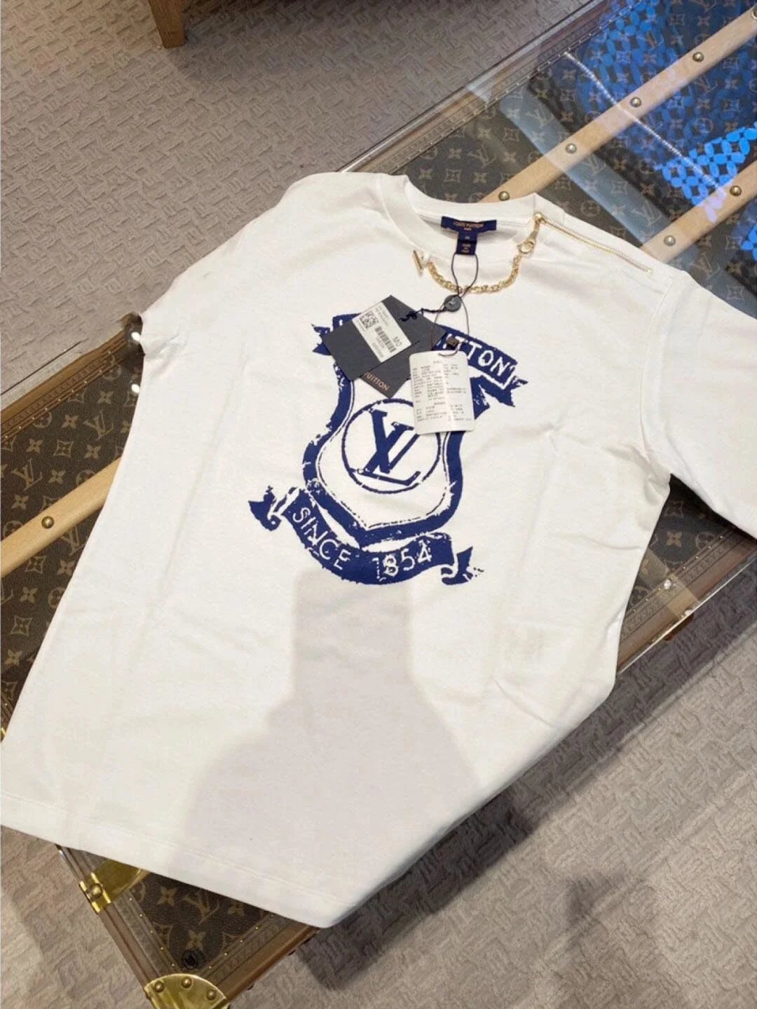 Louis Vuitton T-shirt - Thumbnail 6