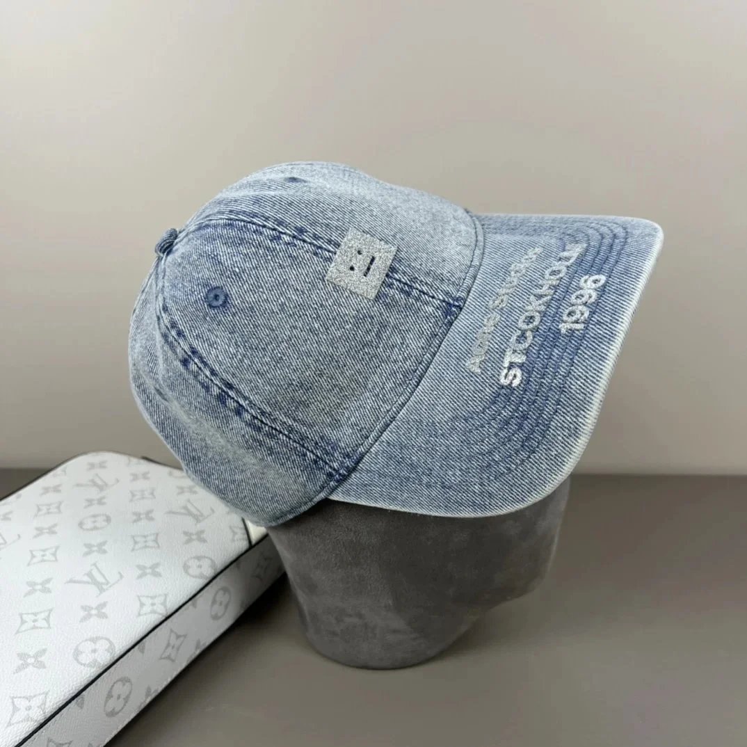 Acne Studios - Thumbnail 10