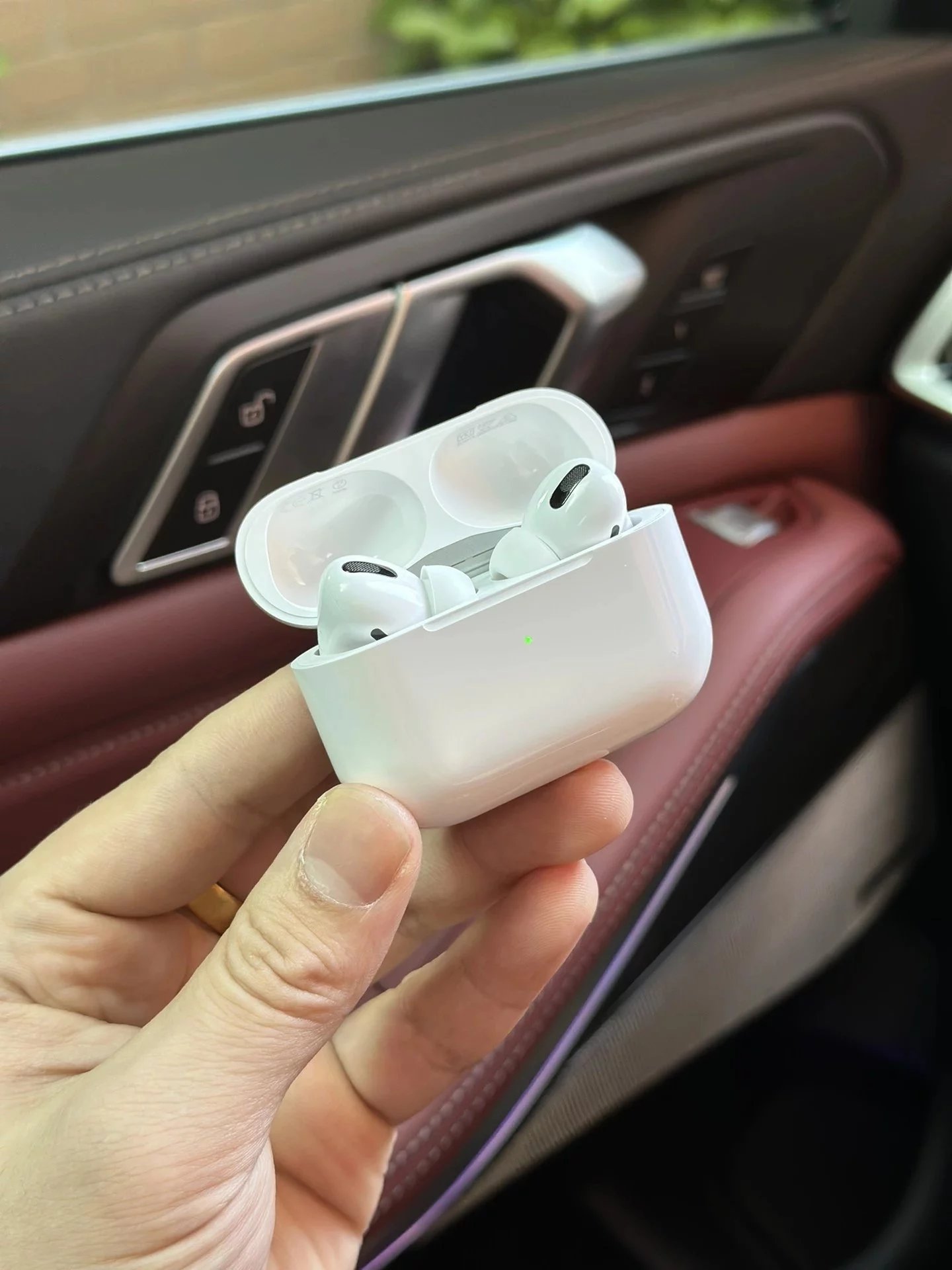 Air Pods/Air Pods Pro ( 4 + styles) - Thumbnail 7