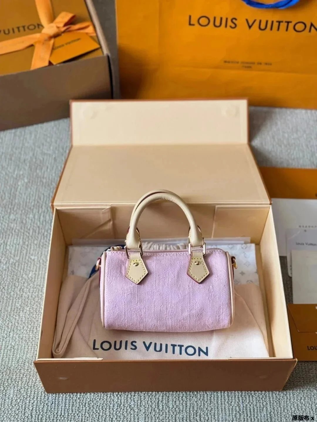 Louis Vuitton LV Messenger Genuine Leather Bag - Thumbnail 2
