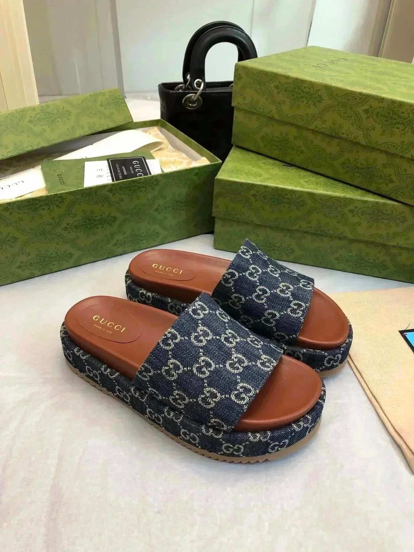 Gucci Slippers - Thumbnail 3