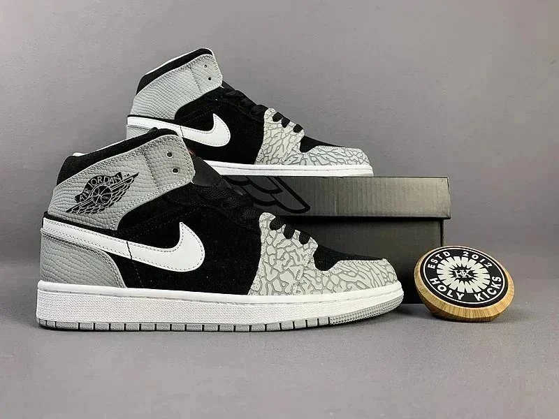 Jordan Air Jordan 1 Low - Thumbnail 11