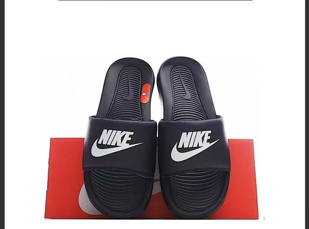 Nike Slide - Thumbnail 7