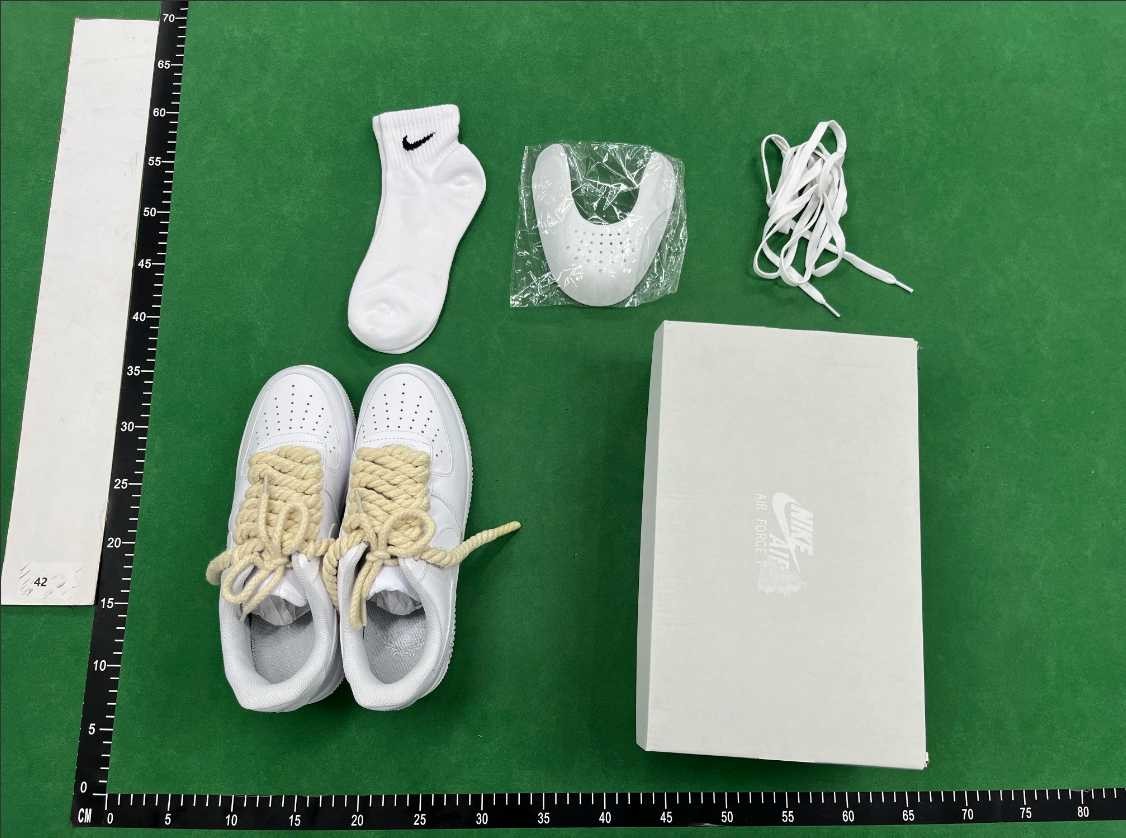 Nike Air Force - Thumbnail 8