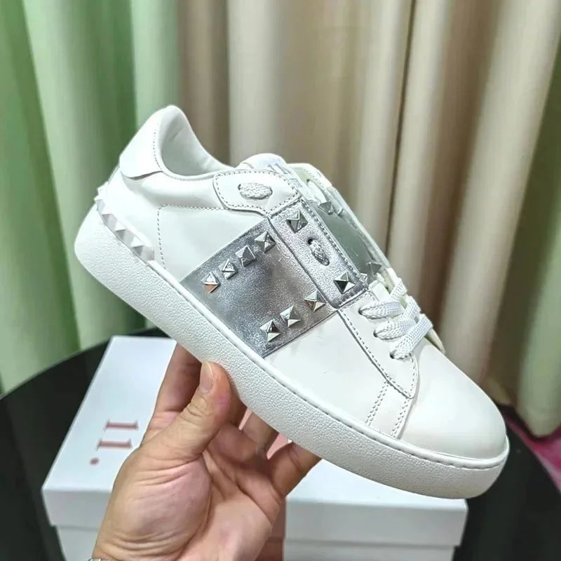 Valentino Shoes (40 CP) - Thumbnail 3