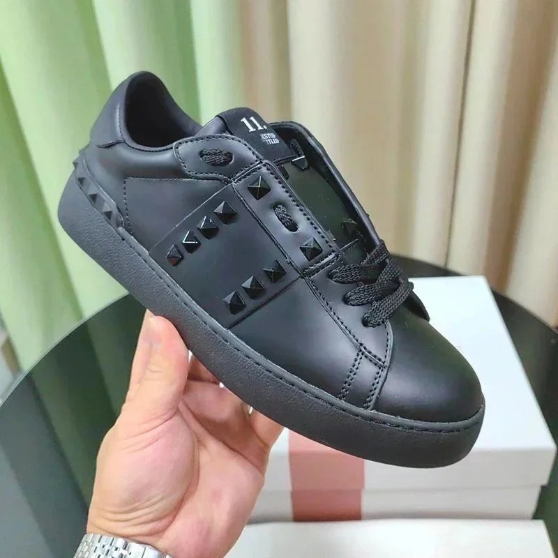 Valentino Shoes (40 CP) - Thumbnail 5
