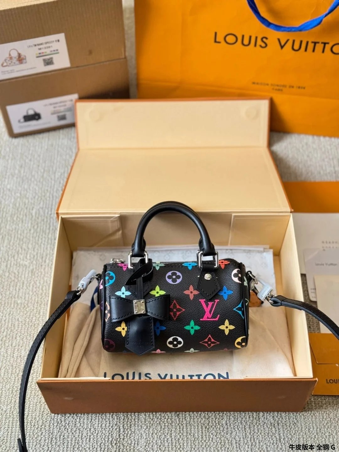Louis Vuitton women's bag - Thumbnail 5