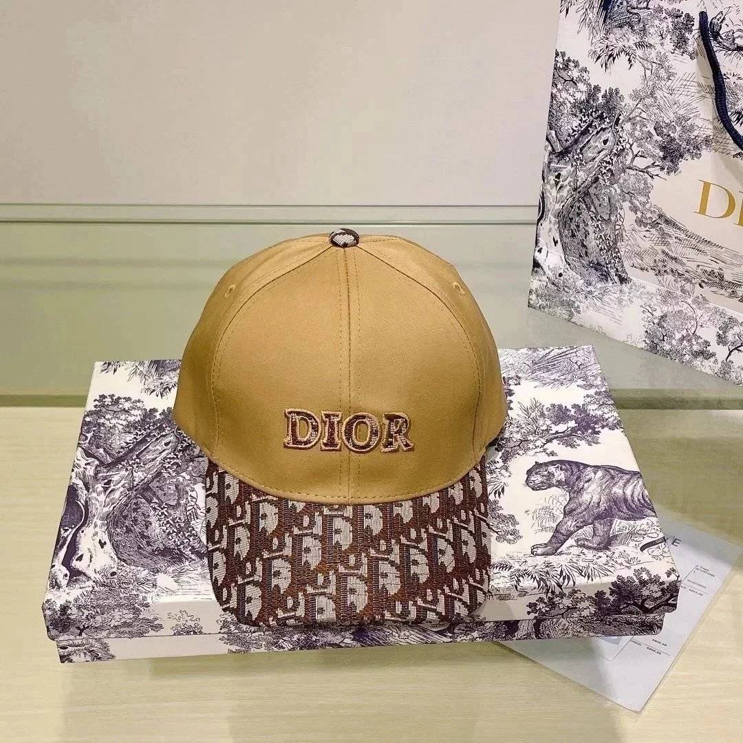 fendi cap (40 CP) - Thumbnail 5