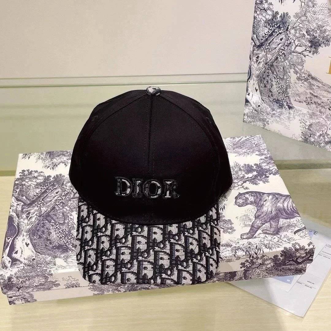 fendi cap (40 CP) - Thumbnail 7