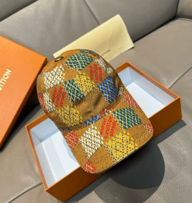 Burberry cup - Thumbnail 2