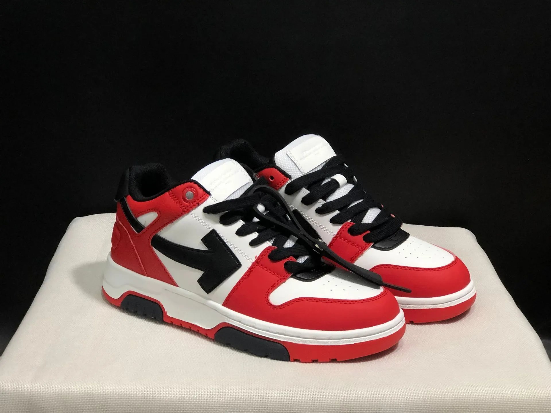 OFF White Shoes Sneakers ( 31 + styles) - Thumbnail 9