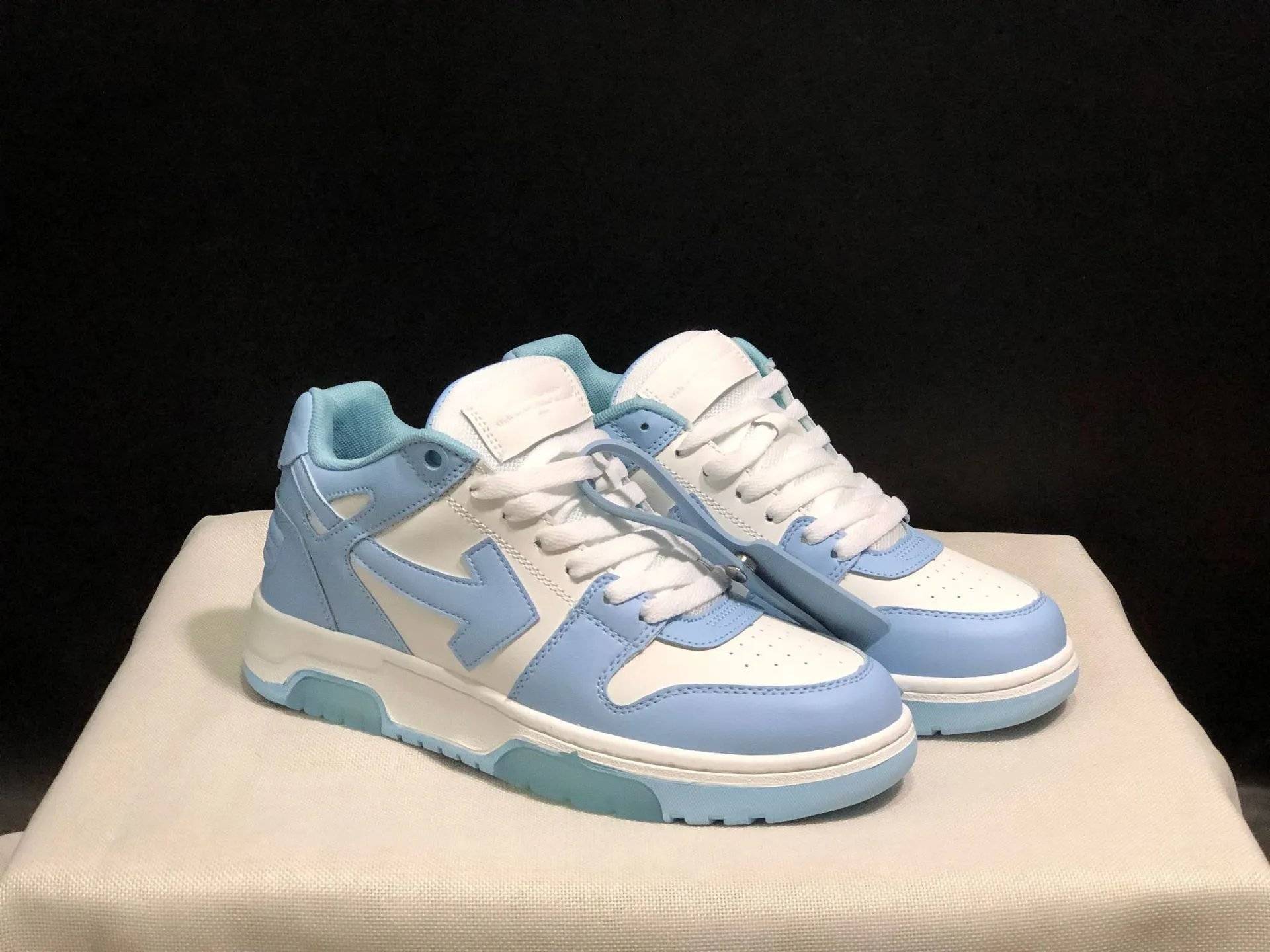 OFF White Shoes Sneakers ( 31 + styles) - Thumbnail 7