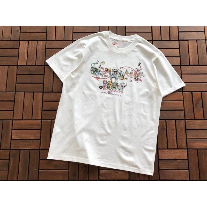Supreme T-Shirt Tee