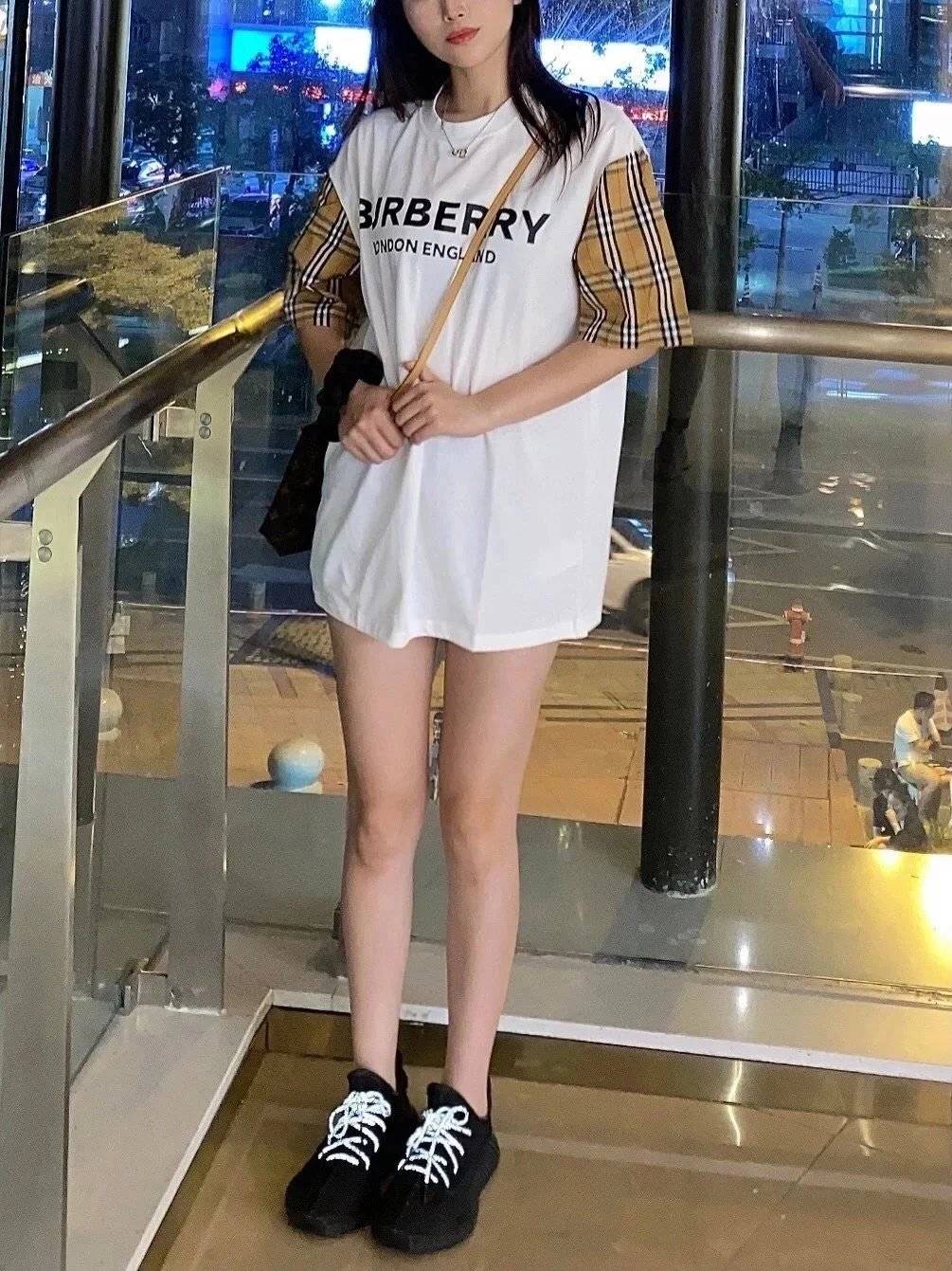 Burberry T-shirt Tee - Thumbnail 9