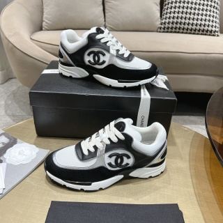 Chanel shoes（40 style） - Thumbnail 3