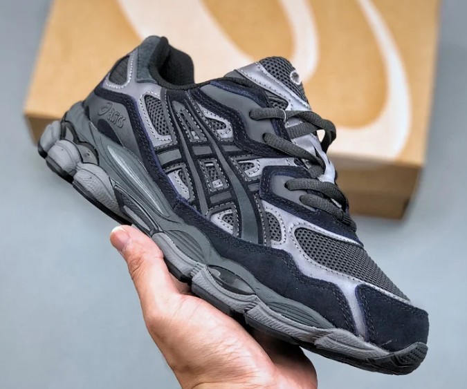 Asics Gel NYC Sneakers - Thumbnail 2