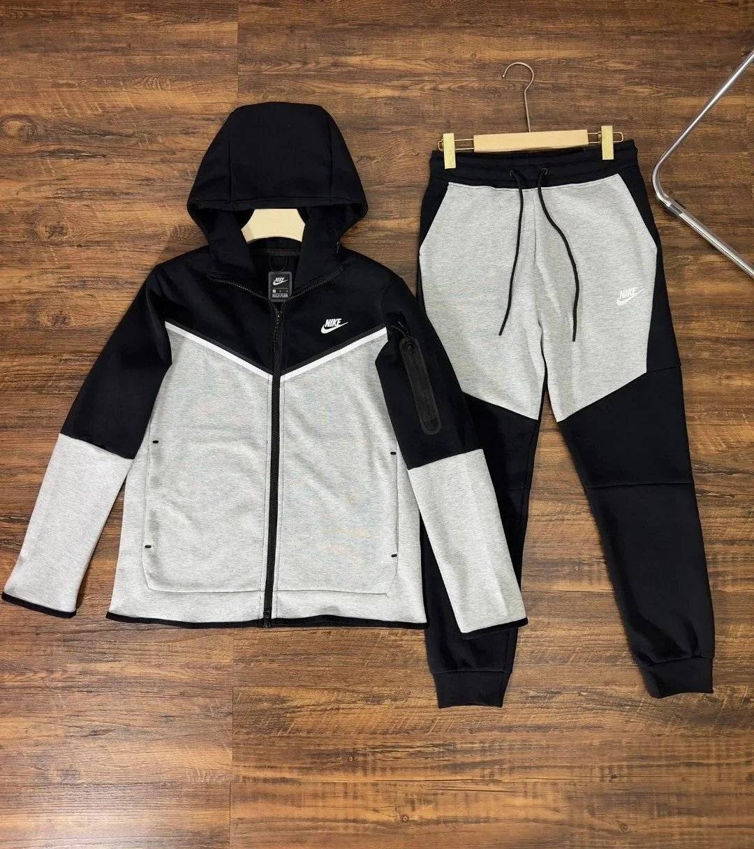 Nike Tech Fleece Hoodie & Pants Set - Thumbnail 2