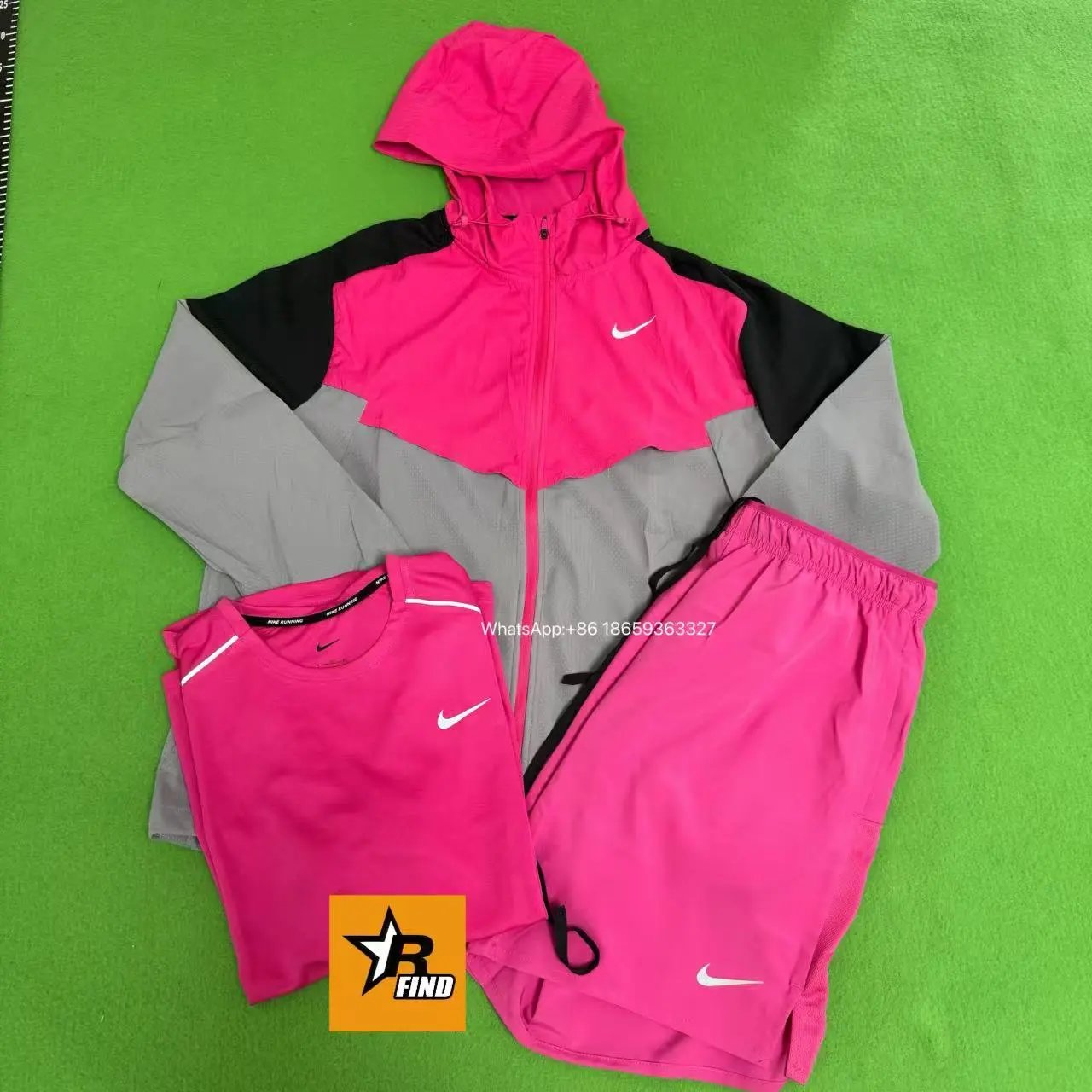 Nike Training Suit Set [3-Piece: Hooded Jacket
