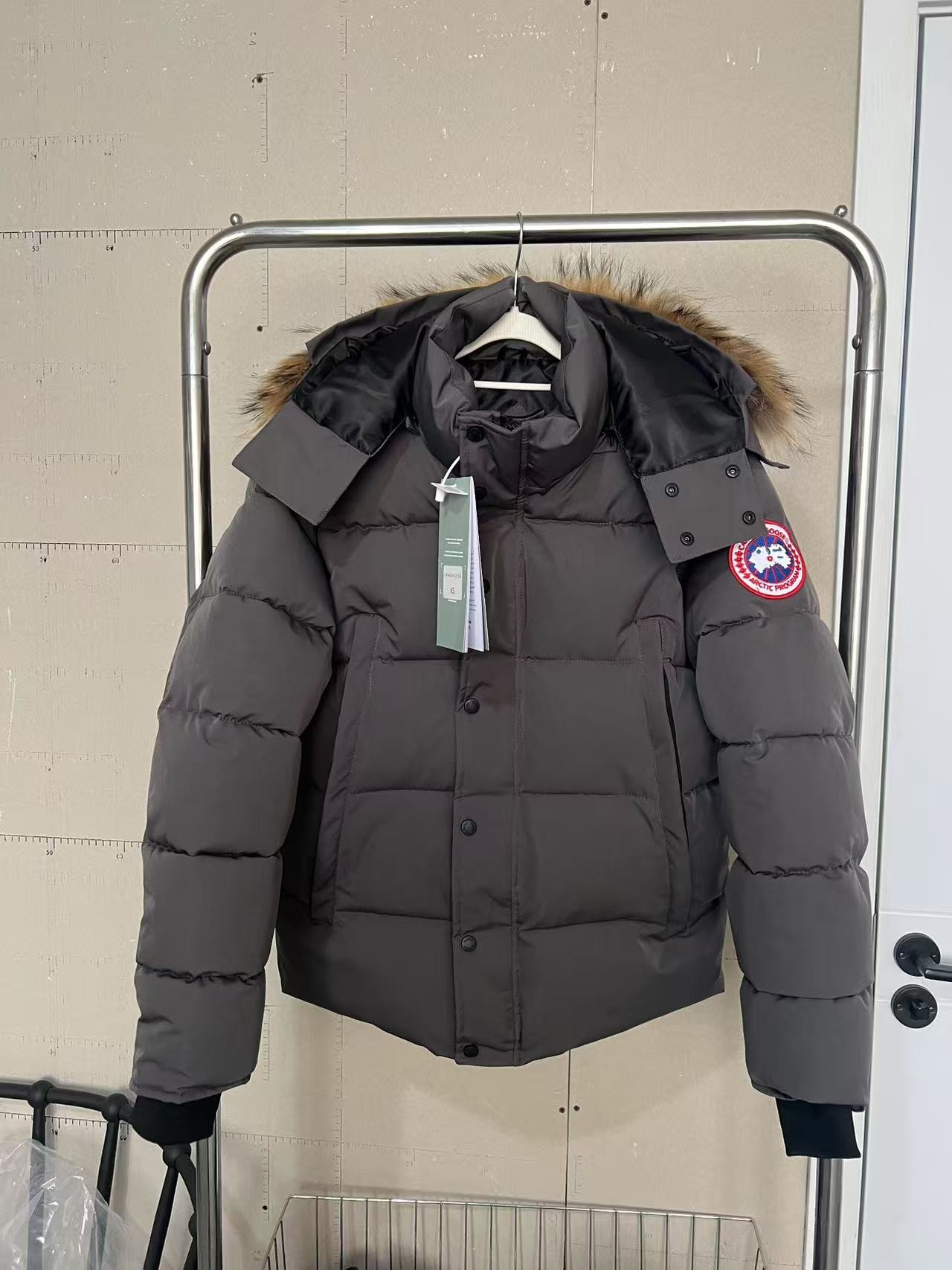 Canada Goose MAYA Down Jacket - Thumbnail 3