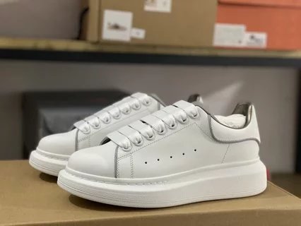 Alexander McQueen Oversized Sneakers - Thumbnail 2