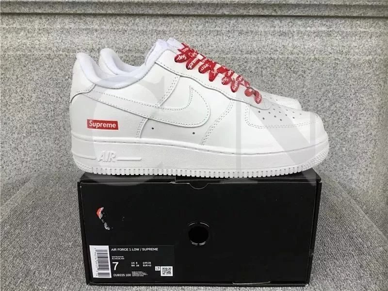 Nike Air Force 1 Supreme Sneakers - Thumbnail 12