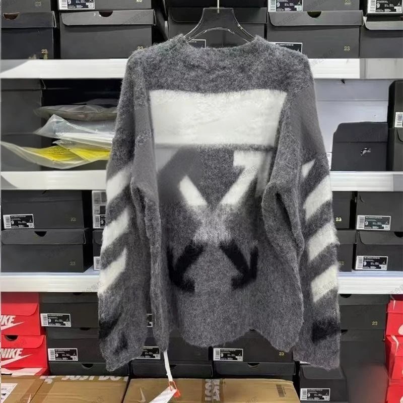 Off-White Sweater - Thumbnail 11