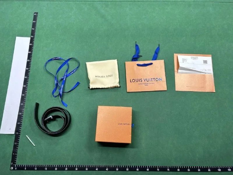 LV Louis Vuitton belt ( 40 + styles) - Thumbnail 2