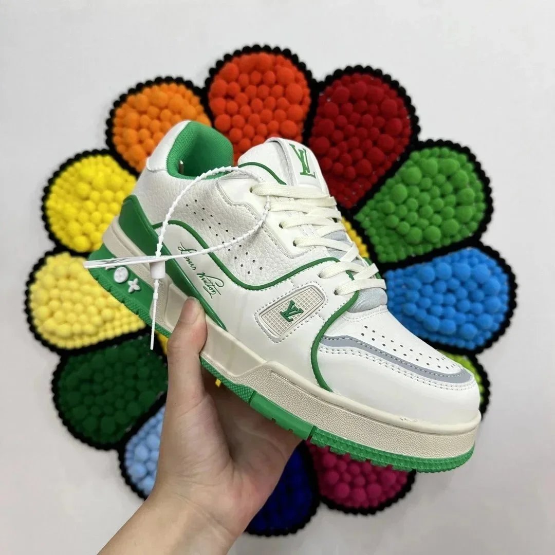 LV Louis Vuitton TRAINER SHOES (40 + styles ) - Thumbnail 6