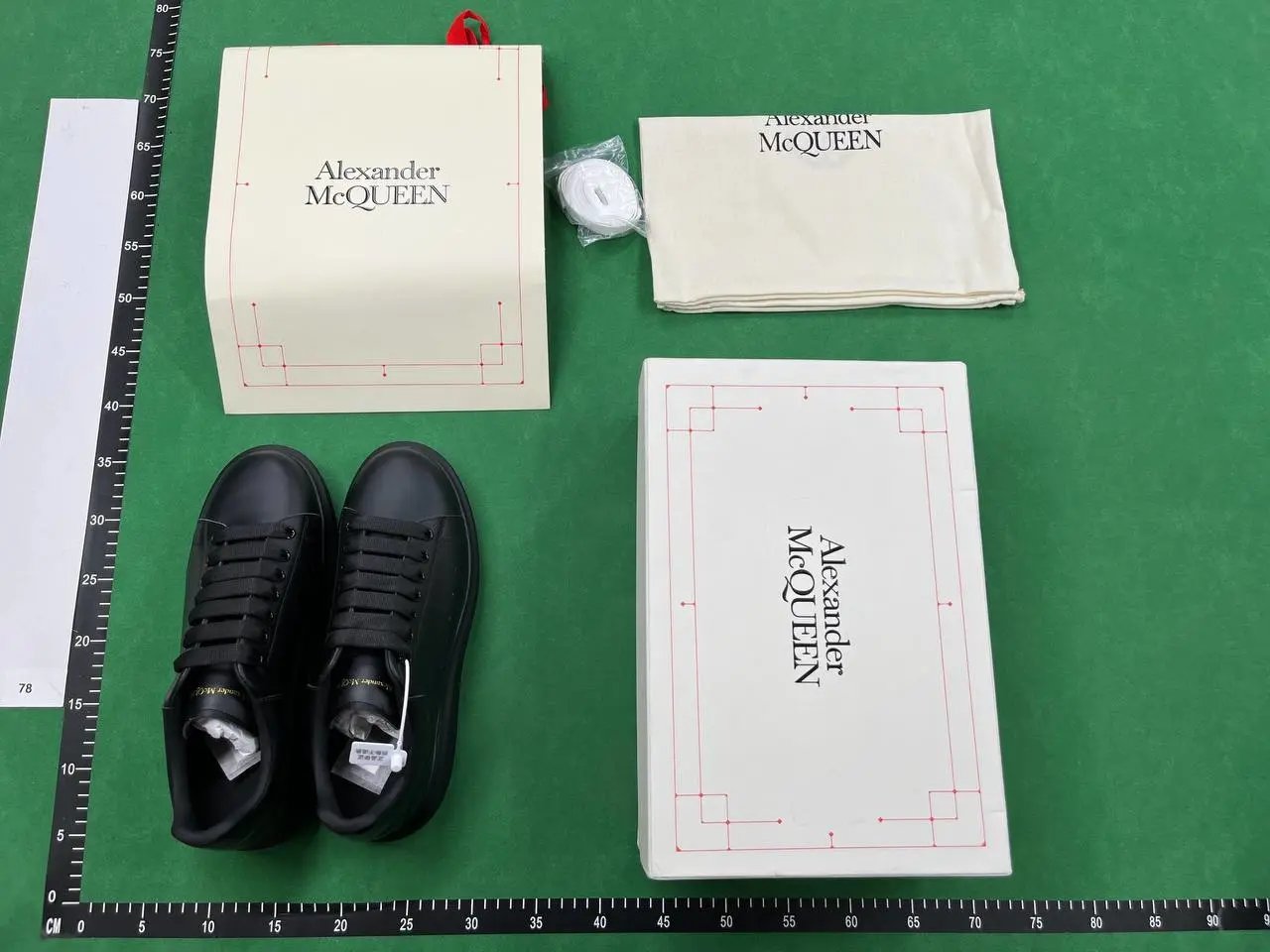 Alexander McQueen - Thumbnail 3